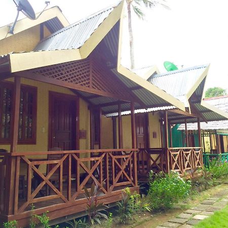 Pems Pension And Restaurant Taytay  Buitenkant foto