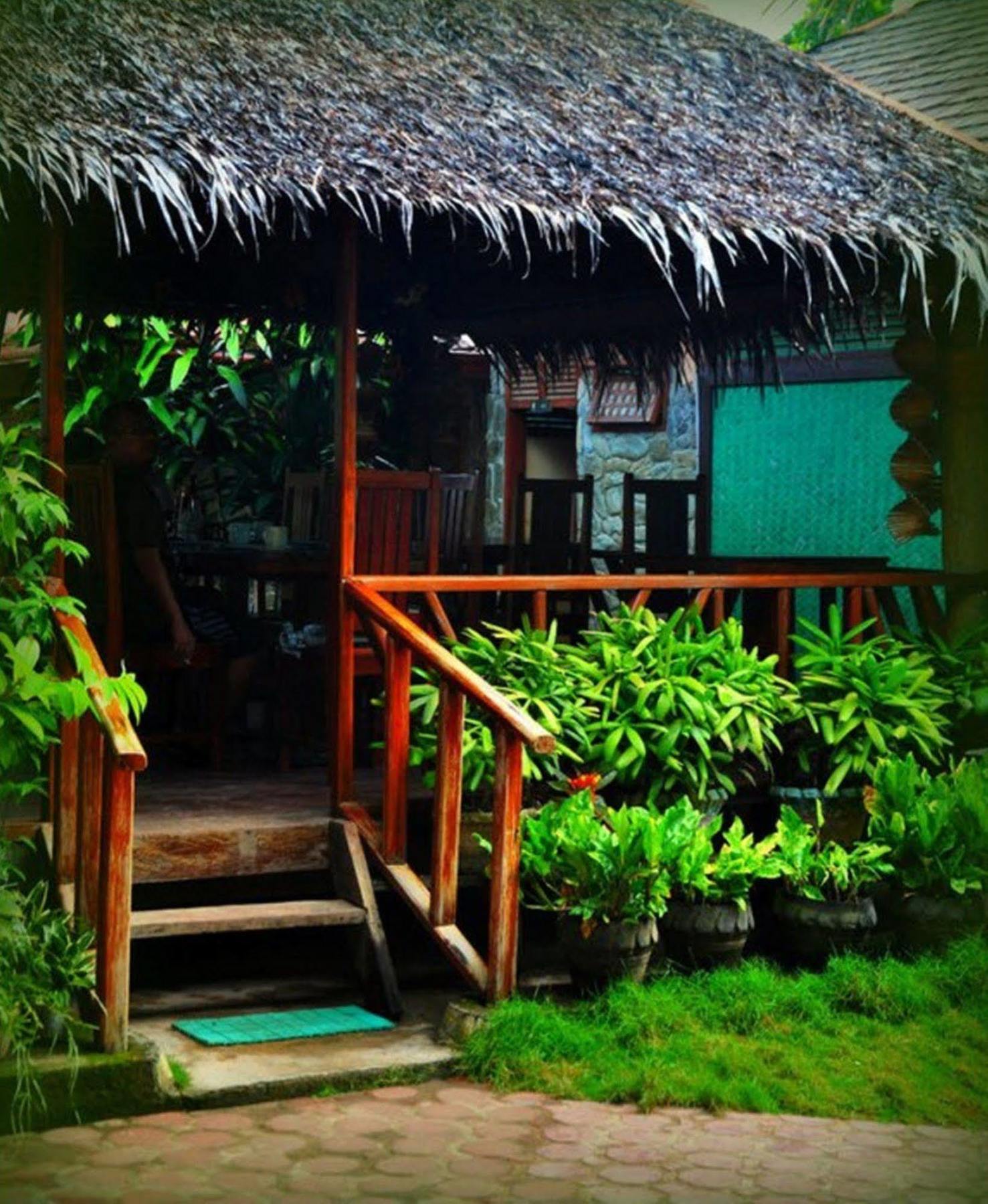Pems Pension And Restaurant Taytay  Buitenkant foto